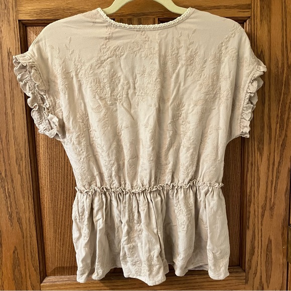 Maurice’s Embroidered Floral Ruffle Peplum Top Size S - Picture 5 of 9